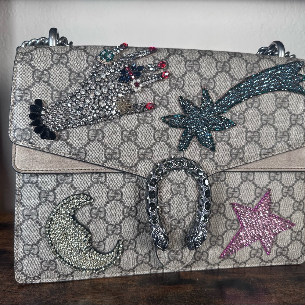 Authentic Gucci Large Dionysus Crystal Shoulder Bag with Embellishments - Picture 2 of 16